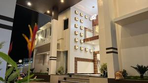 Hotel Classic Suites with Swimming Pool