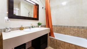 Casa Ohana Fuengirola by Ruralidays