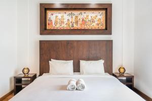 Villa Elvaluna A Modern 2BR Pool Villa Seminyak