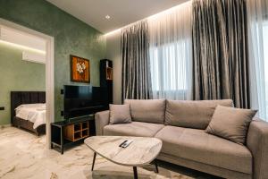 Day Lux Premium Aparthotel