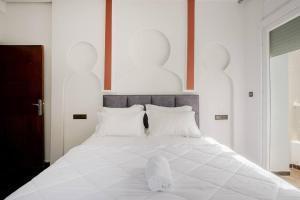 Chic Villa - Shared Pool - Wi-Fi -Parking - 3 Bedrooms
