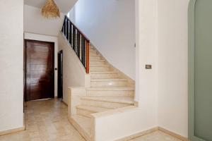 Chic Villa - Shared Pool - Wi-Fi -Parking - 3 Bedrooms