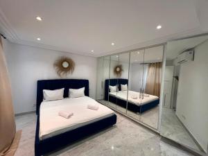 Gammarth Sea Apartment with Hammam