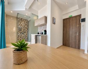 Iconic Acropolis View Loft - Up to 2 Guests by ΜΡS