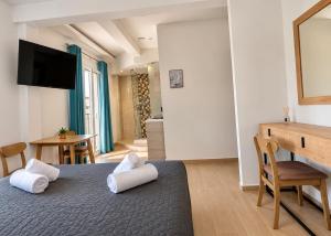 Iconic Acropolis View Loft - Up to 2 Guests by ΜΡS