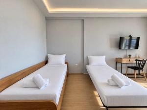 Iconic Acropolis View Loft - Up to 4 Guests by ΜΡS