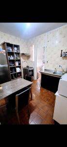 Quarto tranquilo e familiar no leblon - Quiet family room in leblon