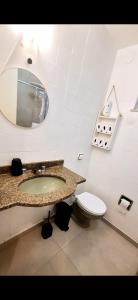 Quarto tranquilo e familiar no leblon - Quiet family room in leblon