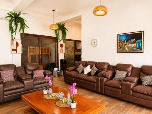 El Remate Panoramic View House 3 Levels Peten