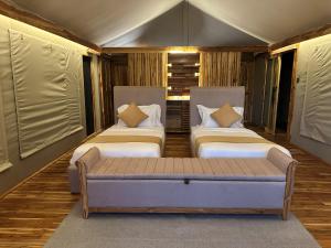 BECH Serengeti Luxury Camp