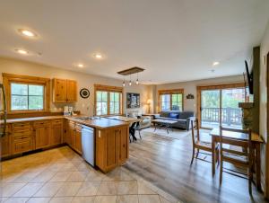 Expedition Station 8606 by SummitCove Lodging in Colorado