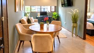 Villa Bamboo Oasis - NUJU Rentals Bogota