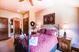 Premier 4 Bedroom Ski In, Ski Out Lone Eagle Condo With The Best Access To Skiing In Keystone
