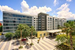 Courtyard by Marriott Orlando Lake Nona