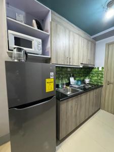 Modern 1BR Condo Near MRT BGC Ortigas