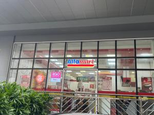 Modern 1BR Condo Near MRT BGC Ortigas
