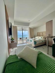 Ocean-view studio apartment, Beach Resort