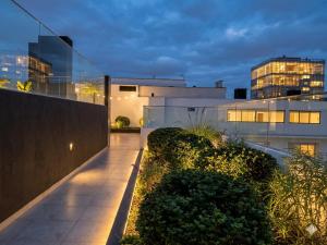 2BR Apartment Magdalena San Isidro Terrace 400Mbps