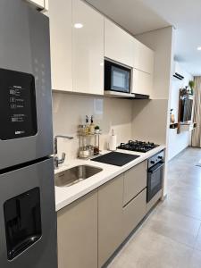 Apartamento en Salguero Sunset Vista al Mar, Piscina, Jacuzzi - Piso 15