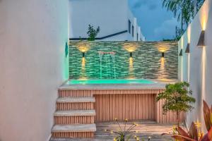 Luxury Villa with Private Spa, BBQ & Pool
