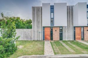Luxury Villa with Private Spa, BBQ & Pool