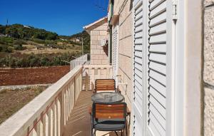 Stunning Apartment In Pucisca With Wifi