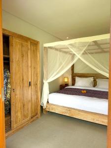 Alam Happy Two Bedrooms Private Pool Villa Ubud