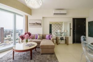 Aeon Towers Luxury 1BR • Skyline View & Bathtub