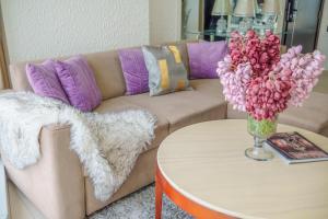 Aeon Towers Luxury 1BR • Skyline View & Bathtub