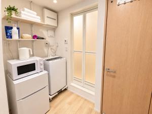 QC302, Newly Built in 2026, Near Senso-ji, Double Bed & Sofa Bed, Up to 3 Guests, Private Kitchen and Bathtub, Bus Stop 2 Minutes