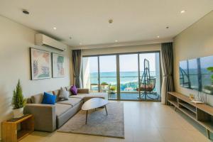 CĂN HỘ DU LỊCH BIỂN THE SONG HOMESTAY CẠNH BIỂN THÁP TAM THẮN Infinity PooL