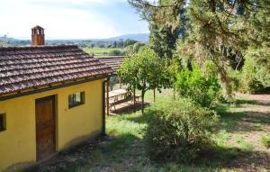 Gorgeous Apartment In Arezzo With Wifi