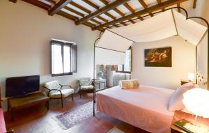 Gorgeous Apartment In Arezzo With Wifi
