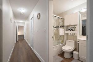 Cozy Stay in Renfrew Heights - Molly Park