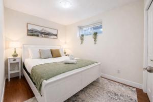 Cozy Stay in Renfrew Heights - Molly Park