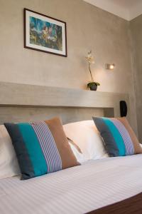 Hotels Logis Hotel Ur-Hegian : photos des chambres