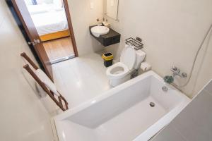 Grand Riverside Aparment 4Brs 5 Beds near D1