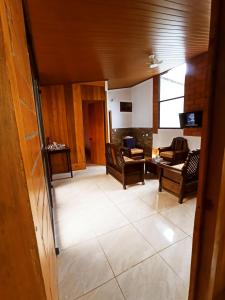 Departamento Dúplex Estilo Rústico con Balcón