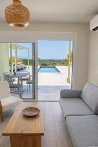 MENTOROS VILLAS