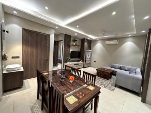 CozyVibe ! Warm & Private Luxury 2BHK at The Prism