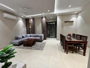 CozyVibe ! Warm & Private Luxury 2BHK at The Prism