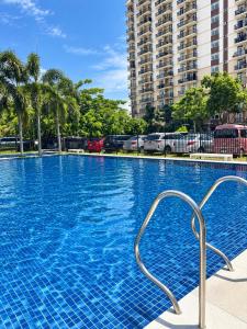 Hatchis Staycation- Cebu with Balcony & Near Airport