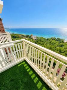 Bohol Bliss, Relax, Unwind & Explore B-1019