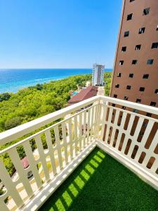 Bohol Bliss, Relax, Unwind & Explore B-1019