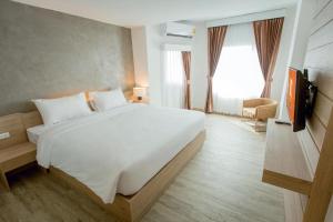 B2 Nakhonsawan Premier Hotel