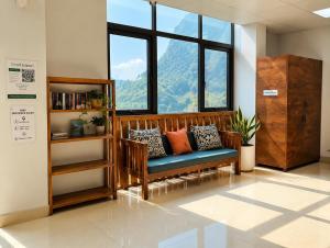 Top of the Loop Hostel Ha Giang