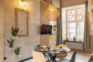 Rynek 26 - Olive Brick Loft