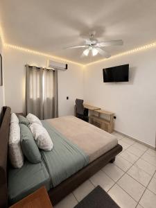 Apartamento con Patio Privado y Asador