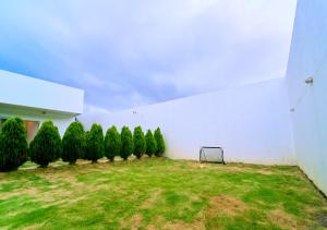 Grand Seyon Green Hills Ooty by VOYE HOMES