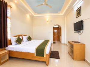 The Sapphire Royale Retreat Near Bhimtal Lake - A Premium Himalayan Stay with Elegant Comfort & Peaceful Ambience